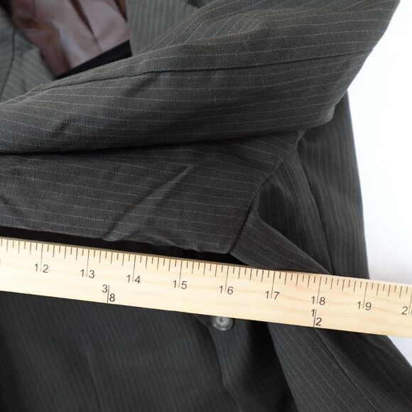 Pierre Cardin Suit Jacket Men's Size 42R 100% Wool Gray Pinstripe Lined Blazer - Picture 12 of 12